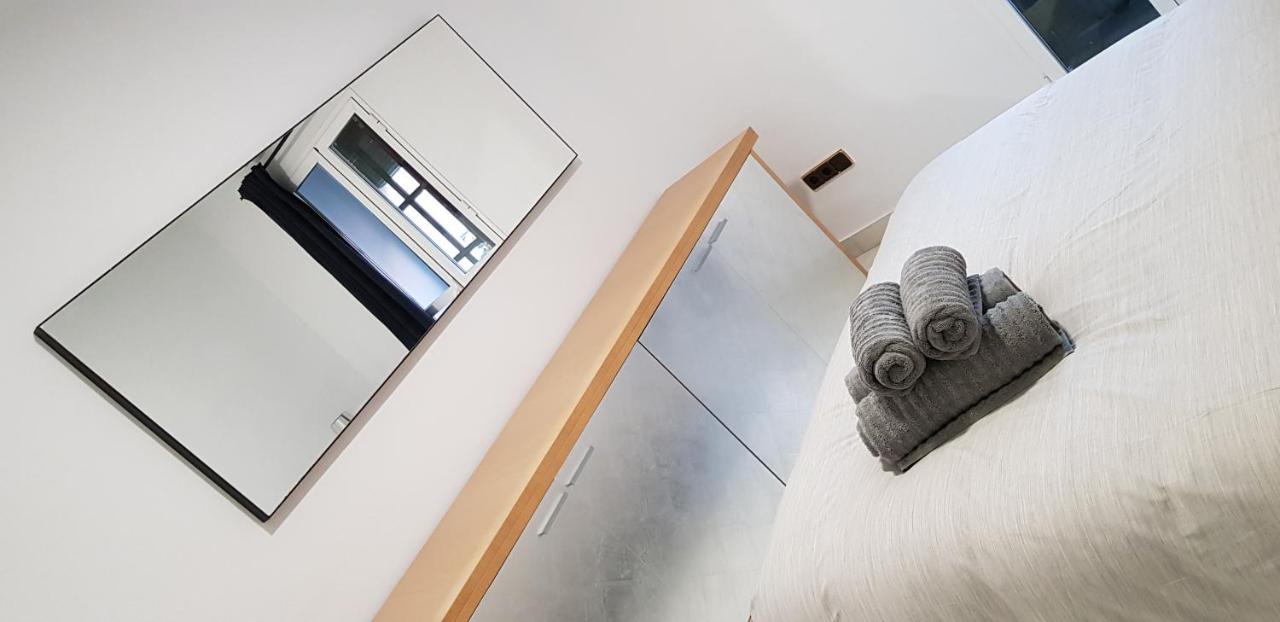 Lux Home - Sierpes Terrace إشبيلية المظهر الخارجي الصورة